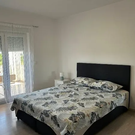 Apartment Kuca Dalmatina *