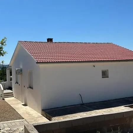 Kuca Dalmatina Maslenica